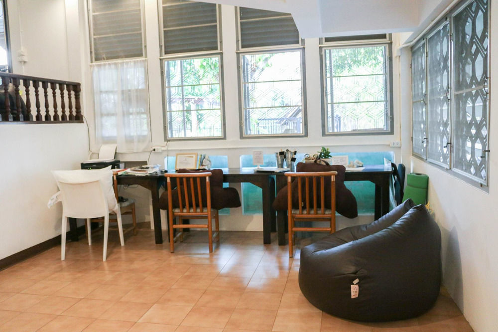 צ'יאנג מאי Squirrel Hostel מראה חיצוני תמונה